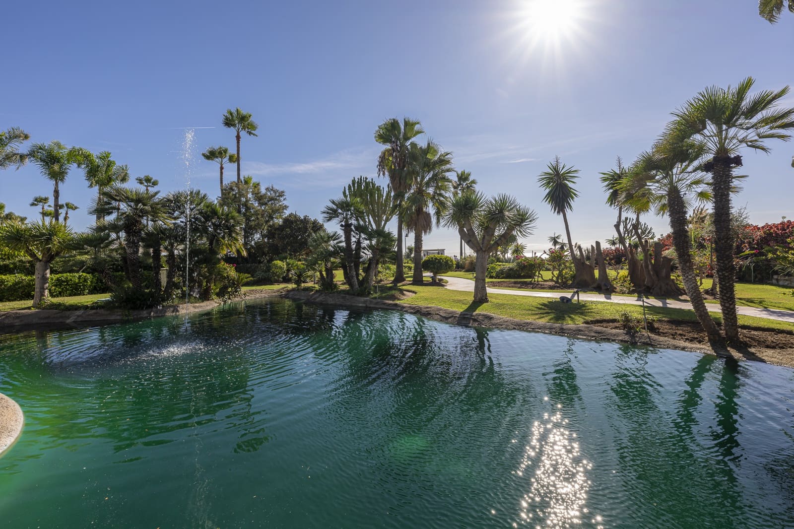 2 soverom Leilighet til salgs i Costalita med svømmebasseng - € 995 000 (Ref: 9395851)