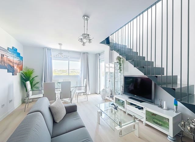 3 quarto Penthouse para venda em Centro, Estepona com piscina garagem - 895 000 € (Ref: 9413855)