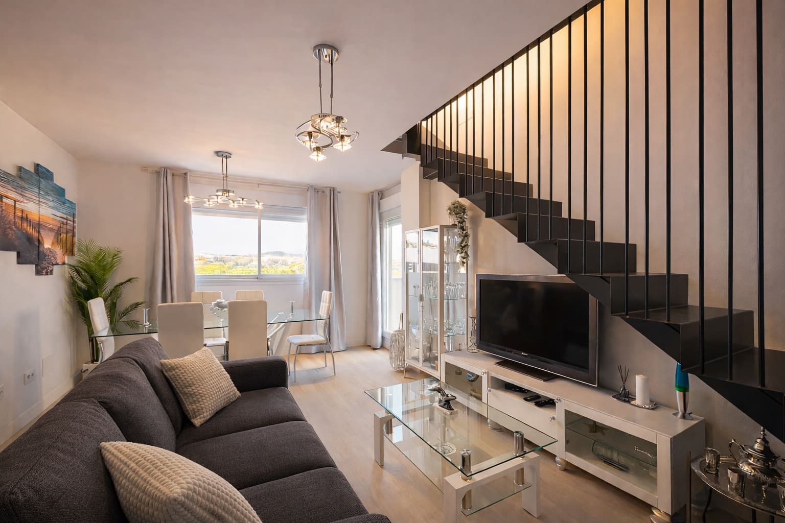 3 chambre Penthouse à vendre à Estepona avec piscine garage - 849 995 € (Ref: 9413855)