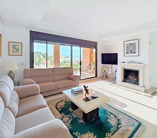 3 Zimmer Haus zu verkaufen in Estepona mit Pool Garage - 445.000 € (Ref: 9419398)