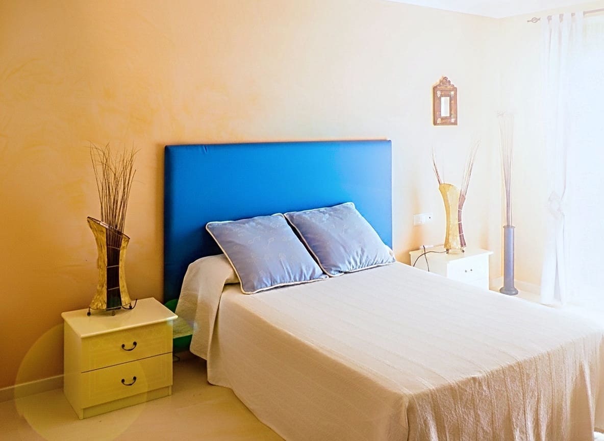 5 makuuhuone Omakotitalo myytävänä paikassa El Padron mukana uima-altaan 
autotalli - 435 000 € (Ref: 9422141)