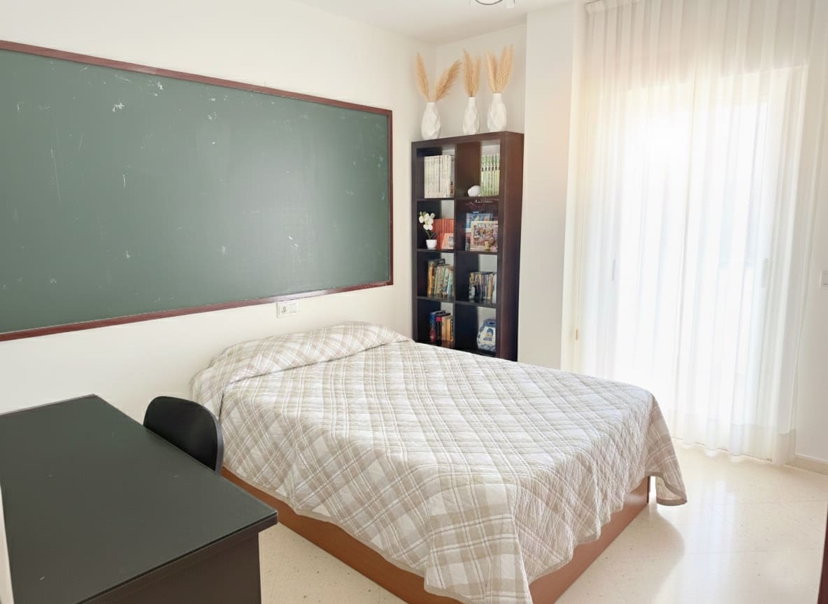 4 slaapkamer Penthouse te koop in Estepona met zwembad garage - € 790.000 (Ref: 9426989)