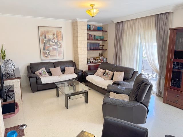 4 slaapkamer Penthouse te koop in Huerta Nueva, Estepona met zwembad garage - € 790.000 (Ref: 9426989)