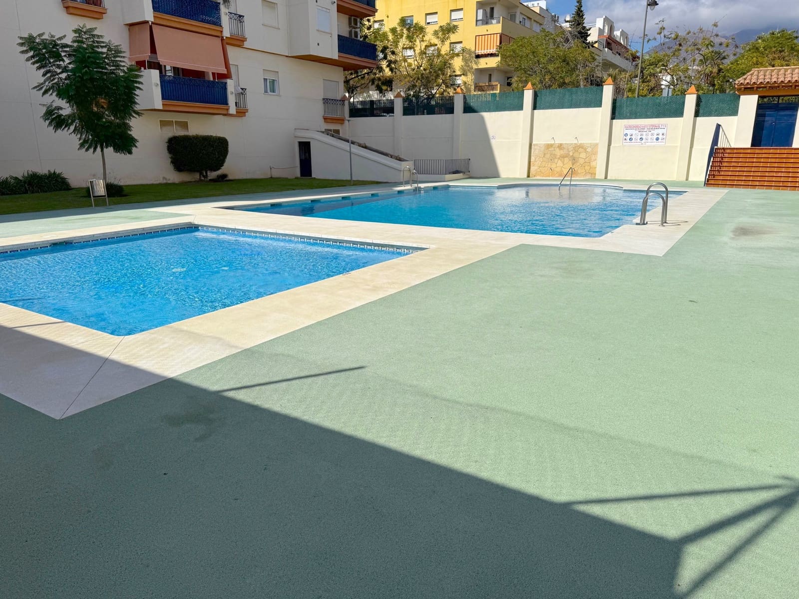 4 slaapkamer Penthouse te koop in Estepona met zwembad garage - € 790.000 (Ref: 9426989)