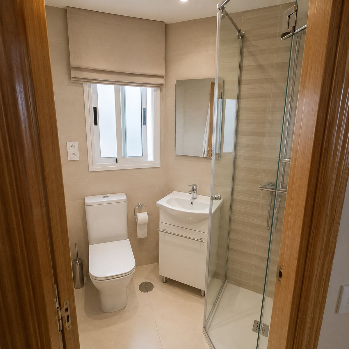 Ático de 4 habitaciones en Estepona en venta con piscina garaje - 695.000 € (Ref: 9426989)