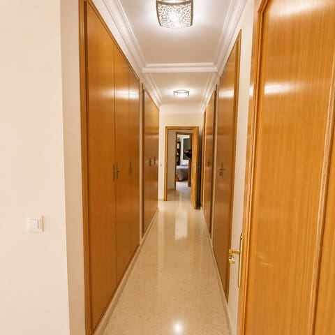 Ático de 4 habitaciones en Huerta Nueva, Estepona en venta con piscina garaje - 695.000 € (Ref: 9426989)