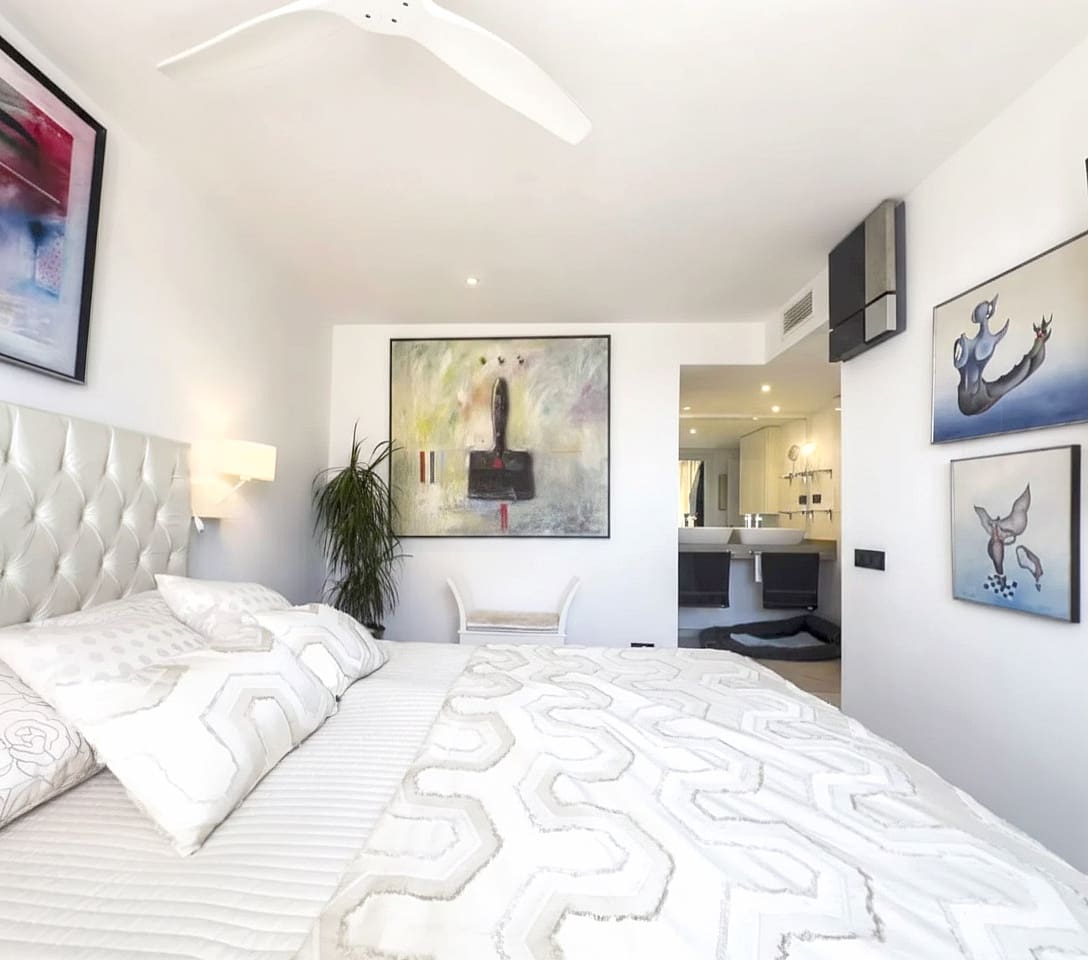 3 soveværelse Penthouse til salg i Estepona med swimmingpool garage - € 1.850.000 (Ref: 9450133)