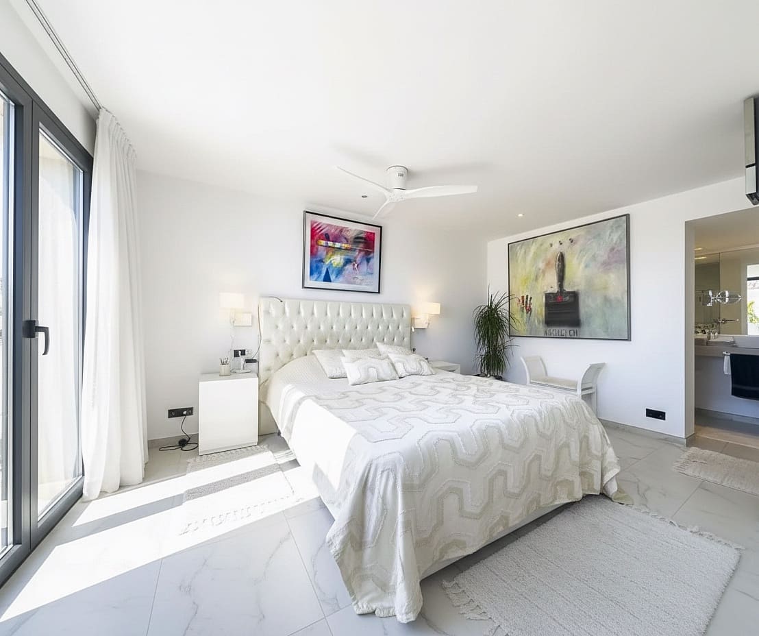 3 soveværelse Penthouse til salg i Estepona med swimmingpool garage - € 1.850.000 (Ref: 9450133)