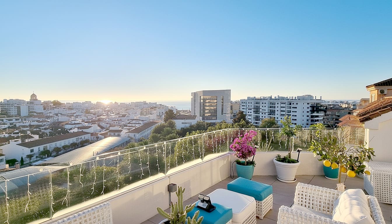 3 soveværelse Penthouse til salg i Estepona med swimmingpool garage - € 1.850.000 (Ref: 9450133)