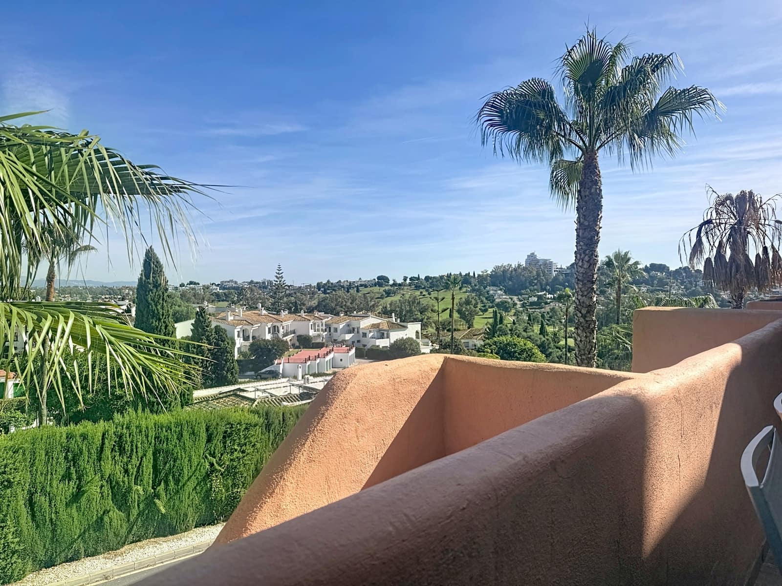 Apartamento de 2 habitaciones en Benahavís en venta con piscina garaje - 319.000 € (Ref: 9450134)