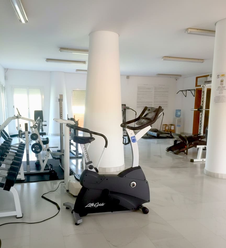 4 bedroom Apartment for sale in Estepona with pool garage - € 790,000 (Ref: 9451969)