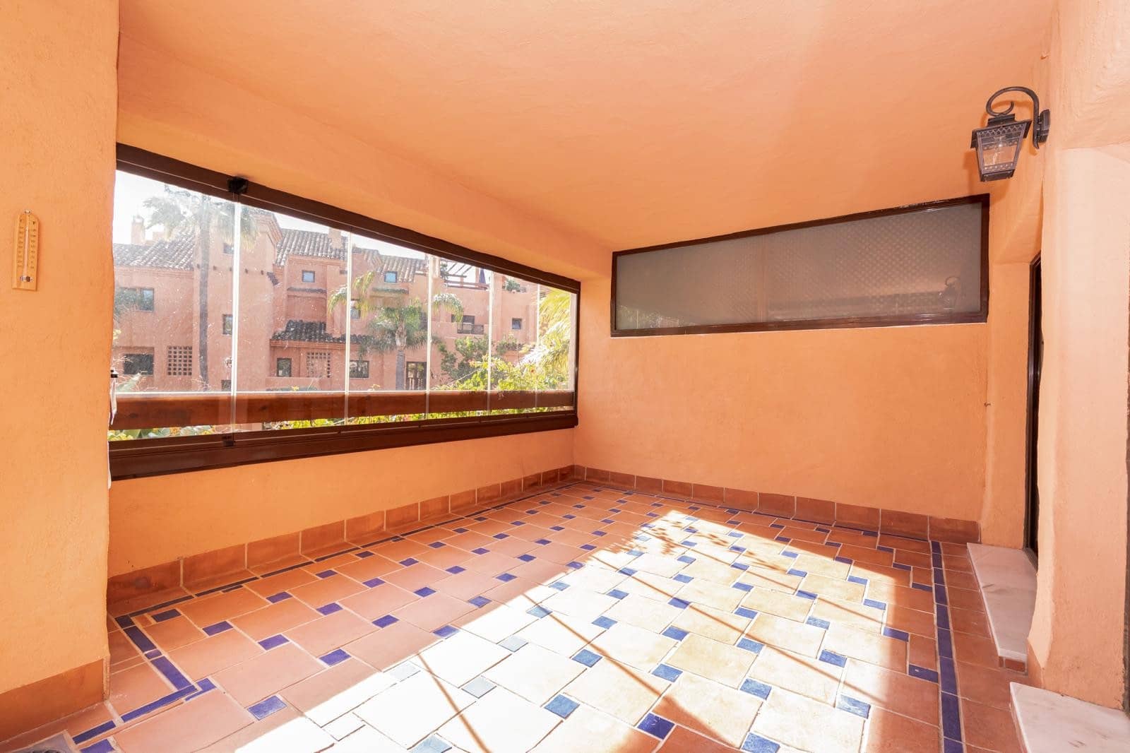 4 bedroom Apartment for sale in Estepona with pool garage - € 790,000 (Ref: 9451969)