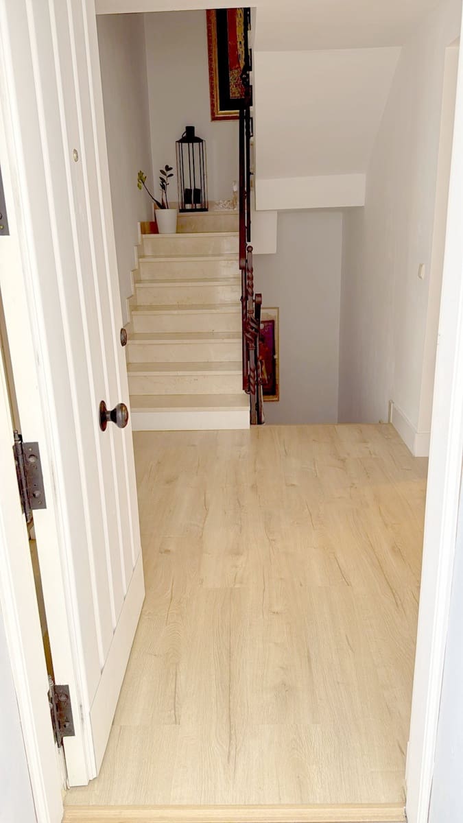 2 quarto Moradia Geminada para venda em Estepona com piscina garagem - 777 000 € (Ref: 9456135)