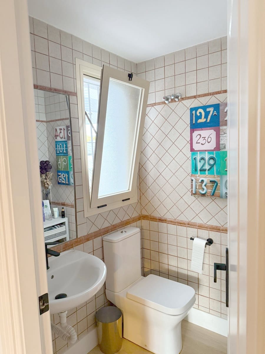 2 quarto Moradia Geminada para venda em Estepona com piscina garagem - 777 000 € (Ref: 9456135)