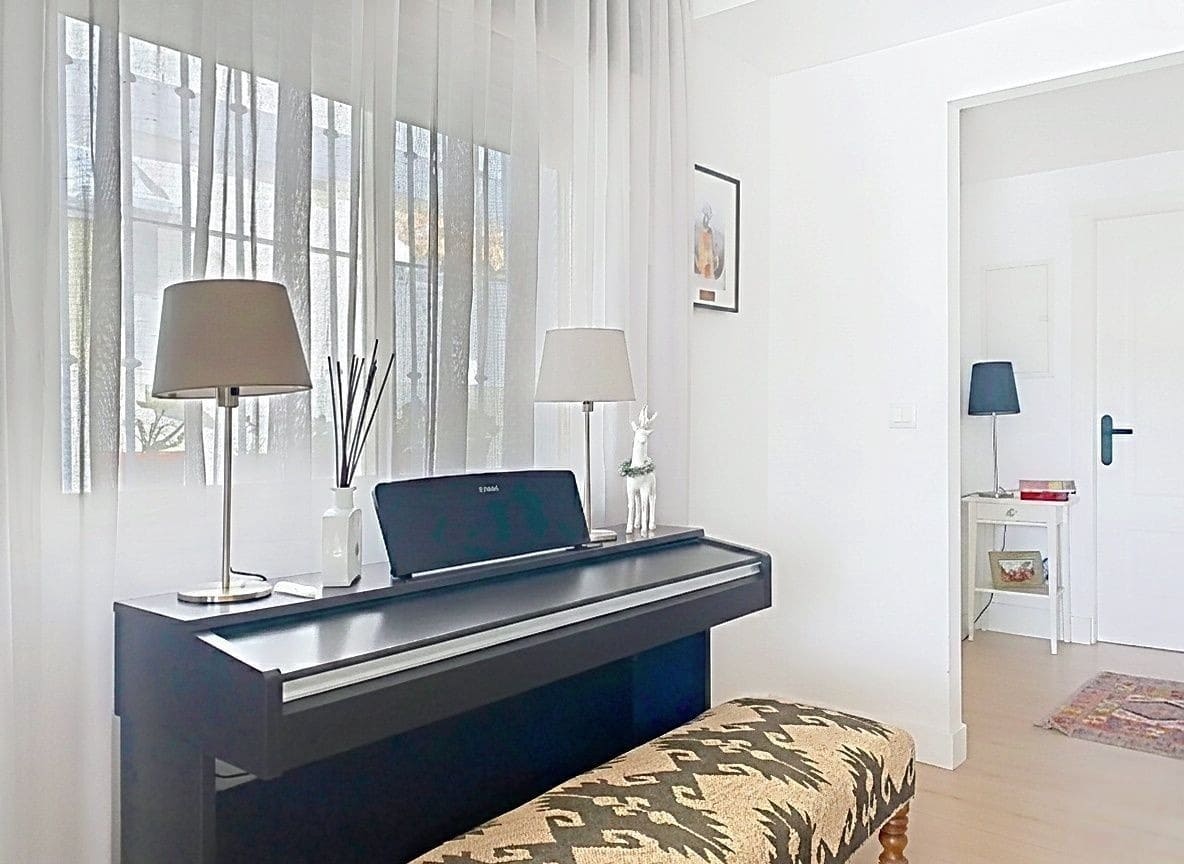 2 bedroom Semi-detached Villa for sale in Estepona with pool garage - € 777,000 (Ref: 9456135)