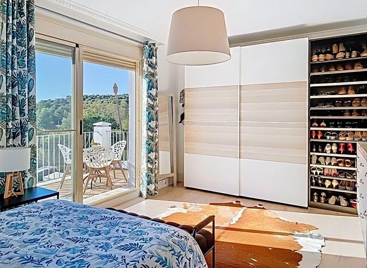 2 bedroom Semi-detached Villa for sale in Estepona with pool garage - € 777,000 (Ref: 9456135)