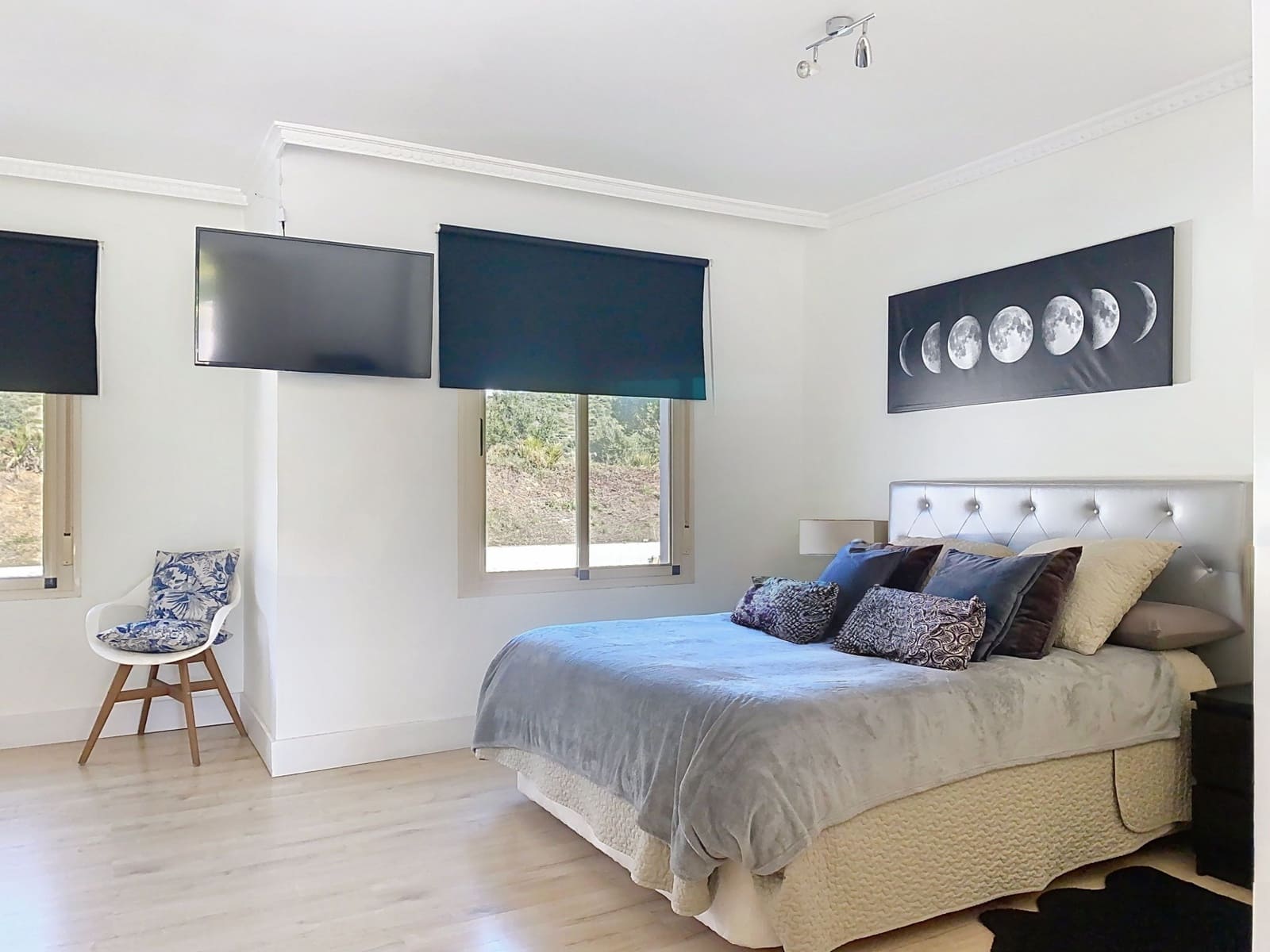 2 bedroom Semi-detached Villa for sale in Estepona with pool garage - € 777,000 (Ref: 9456135)