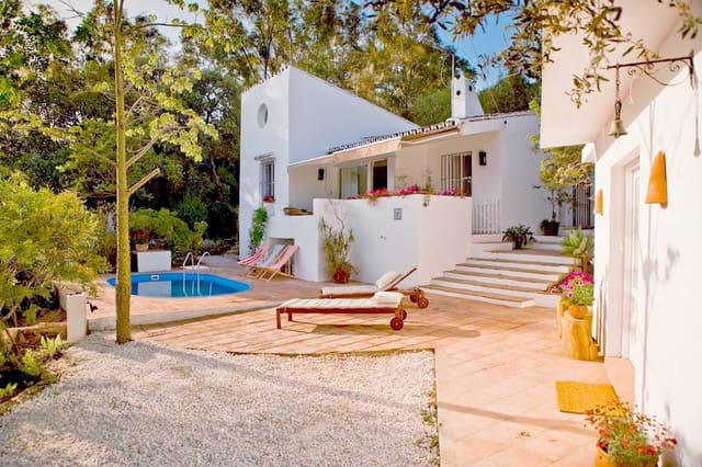 3 Zimmer Finca/Landgut zu verkaufen in Las Lomas, Estepona mit Pool Garage - 945.000 € (Ref: 9461933)