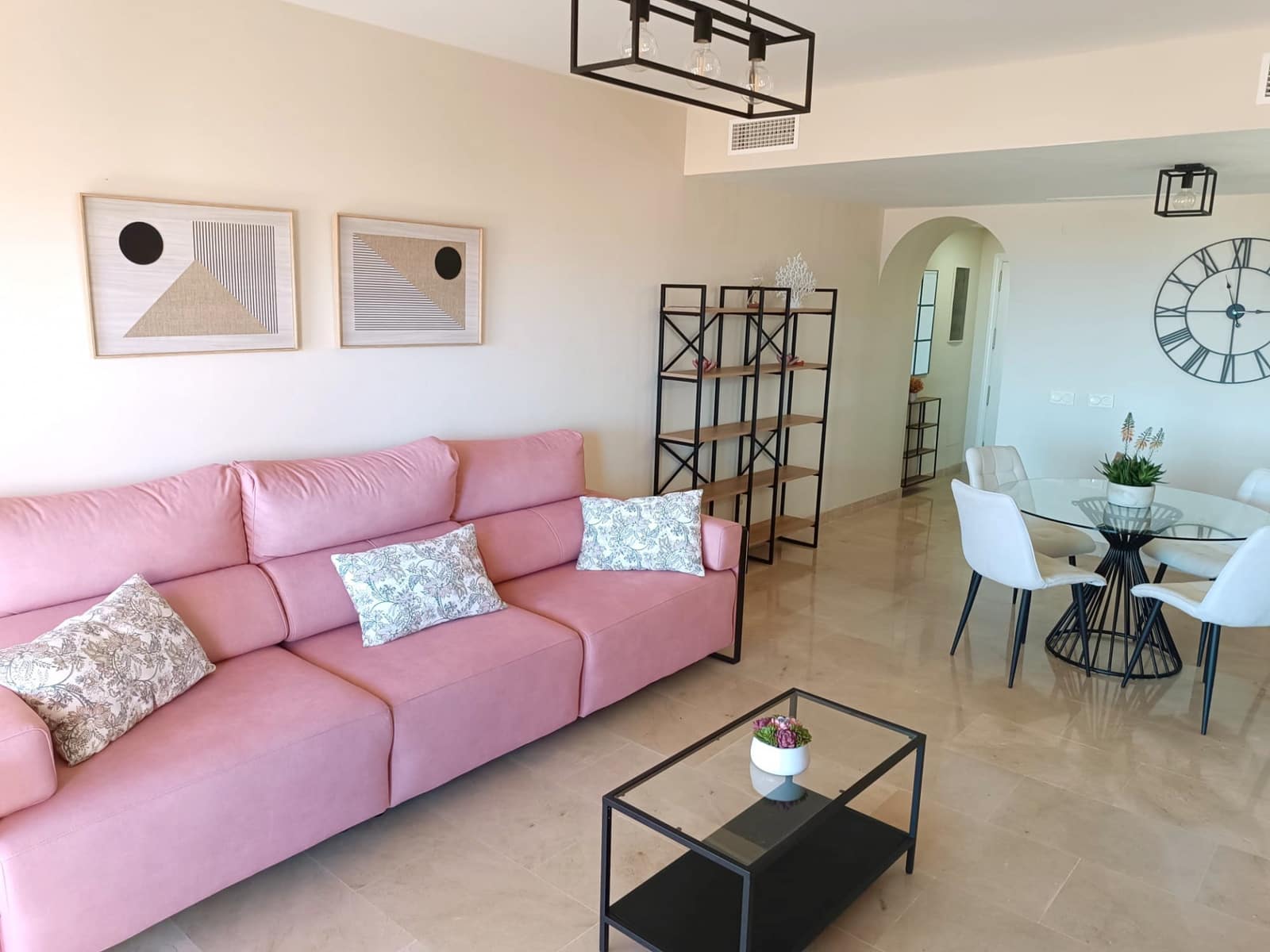 2 soverom Leilighet til salgs i Manilva med svømmebasseng garasje - € 315 000 (Ref: 9468287)