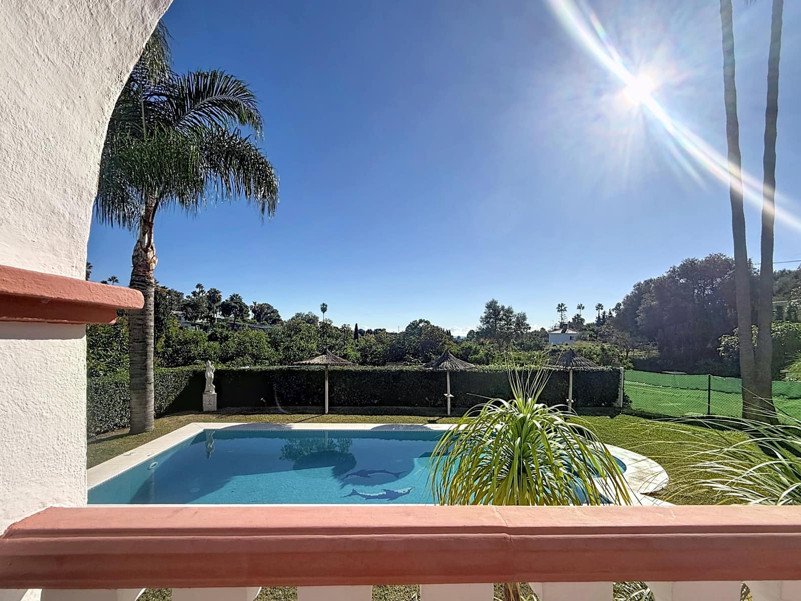 3 sypialnia Finka/Dom wiejski na sprzedaż w Estepona z basenem garażem - 820 000 € (Ref: 9468288)