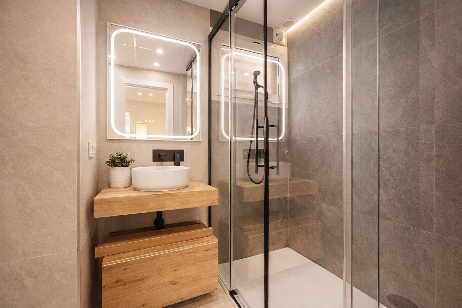 3 sypialnia Apartament na sprzedaż w Estepona z basenem garażem - 558 000 € (Ref: 9497078)