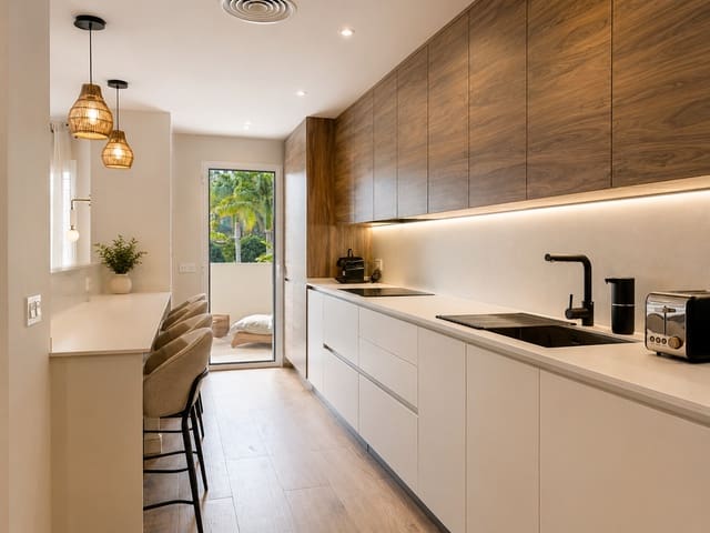 3 chambre Appartement à vendre à Estepona avec piscine garage - 529 000 € (Ref: 9497078)