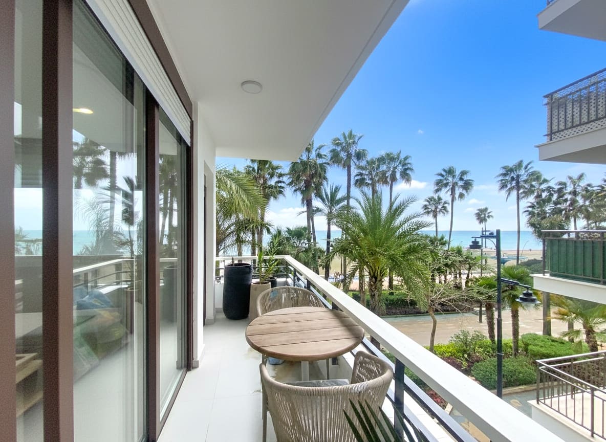 2 sovrum Lägenhet till salu i Estepona - 889 000 € (Ref: 9504162)