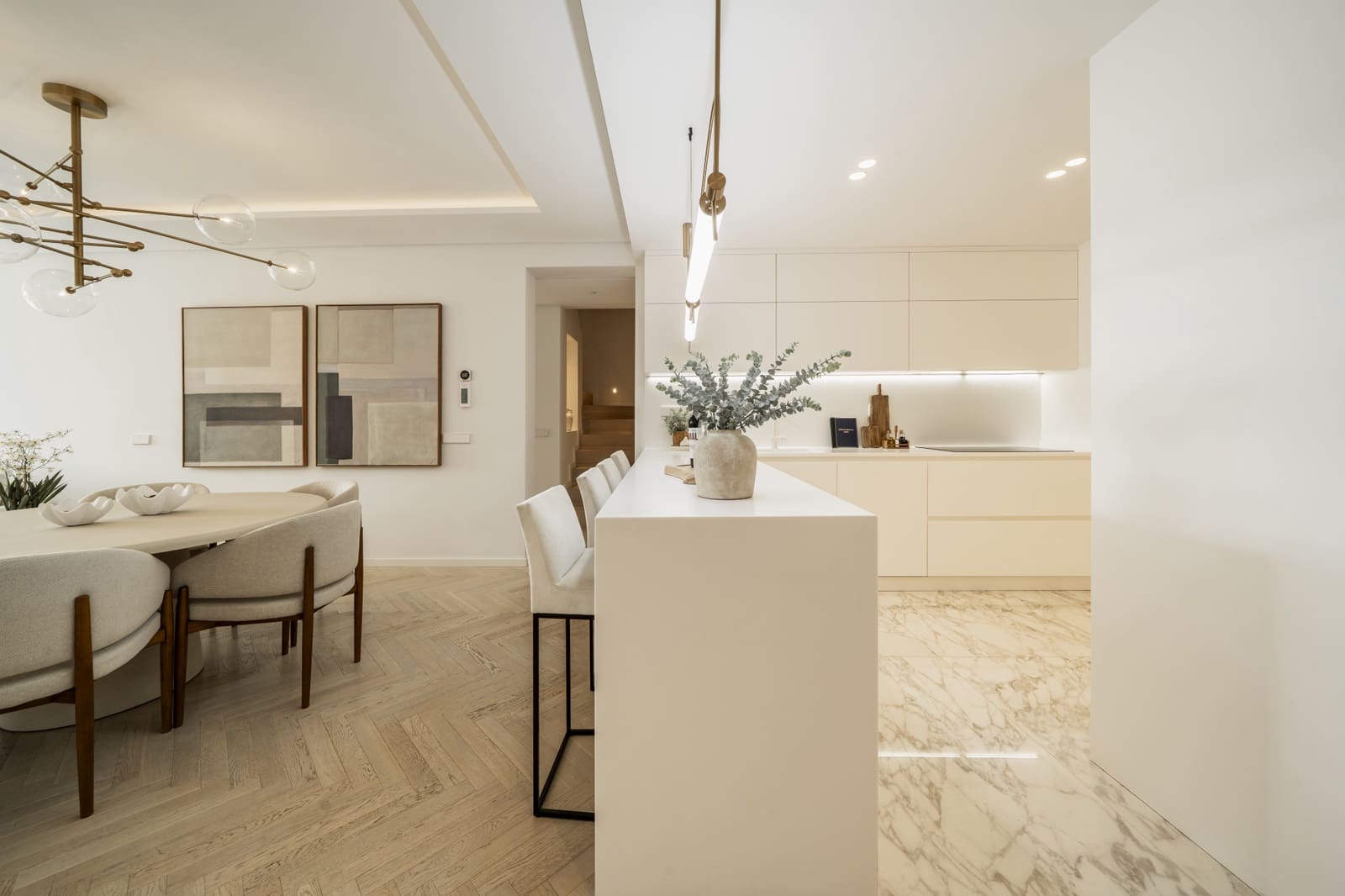 3 chambre Penthouse à vendre à Estepona avec piscine garage - 925 000 € (Ref: 9504163)