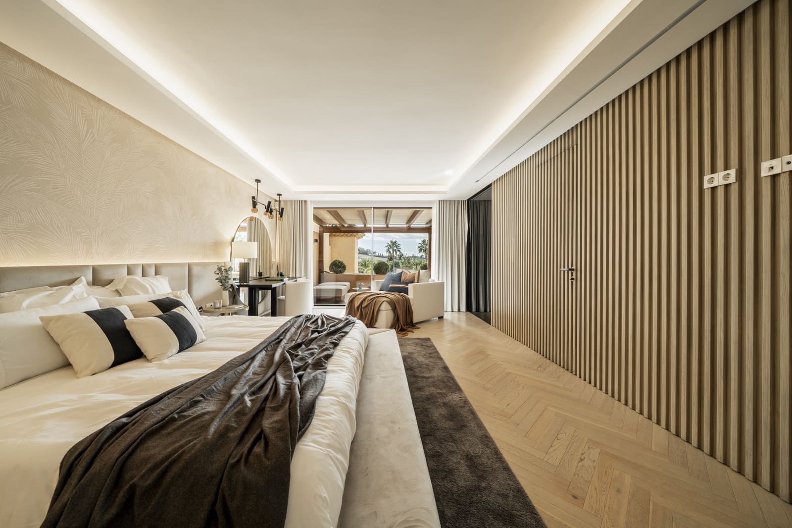 3 chambre Penthouse à vendre à Estepona avec piscine garage - 925 000 € (Ref: 9504163)