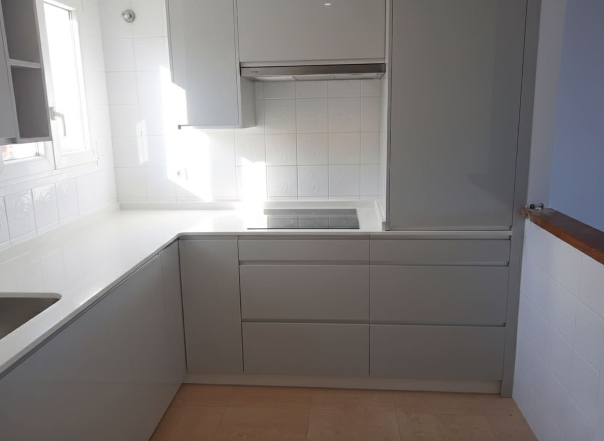 3 soverom Penthouse til salgs i Manilva med svømmebasseng - € 280 000 (Ref: 9524094)