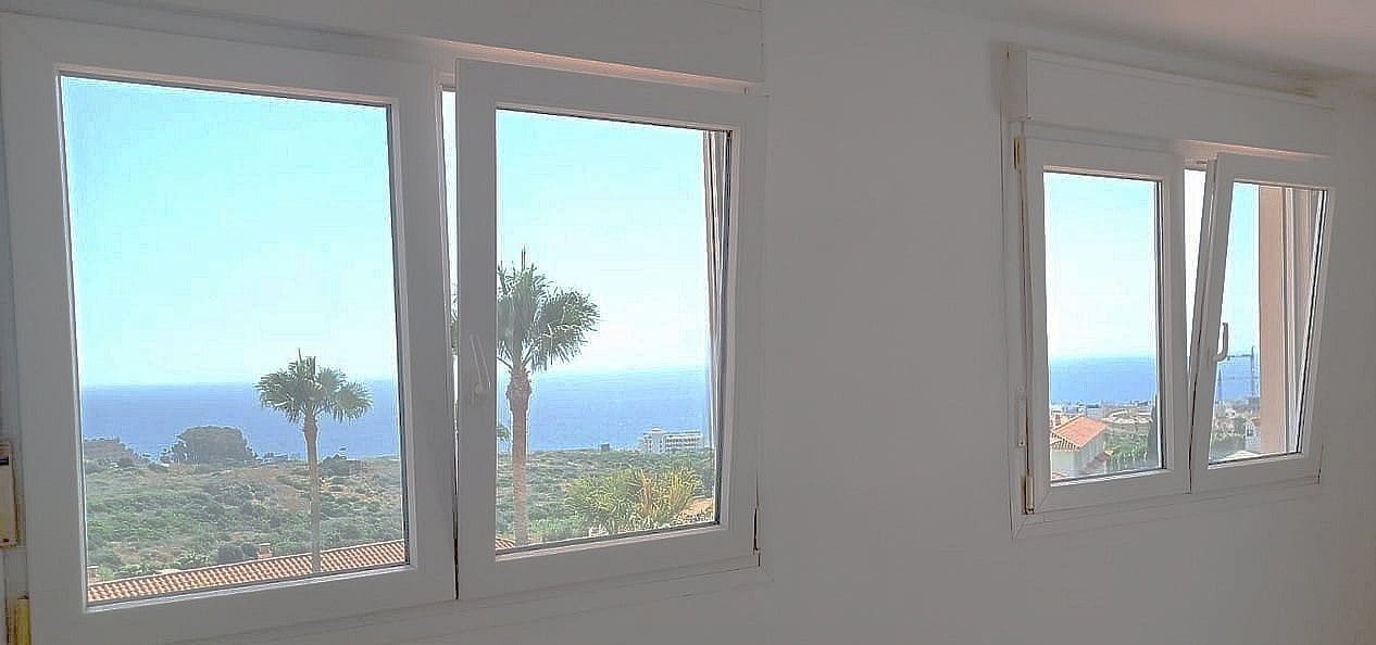 3 soverom Penthouse til salgs i Manilva med svømmebasseng - € 280 000 (Ref: 9524094)