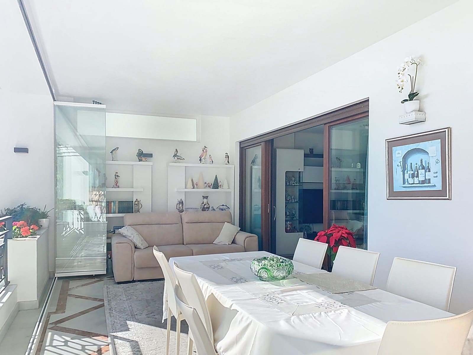 2 sypialnia Apartament na sprzedaż w Estepona z basenem garażem - 1 300 000 € (Ref: 9527421)