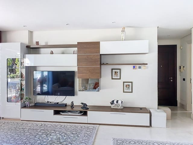 2 sypialnia Apartament na sprzedaż w Seghers, Estepona z basenem garażem - 1 300 000 € (Ref: 9527421)