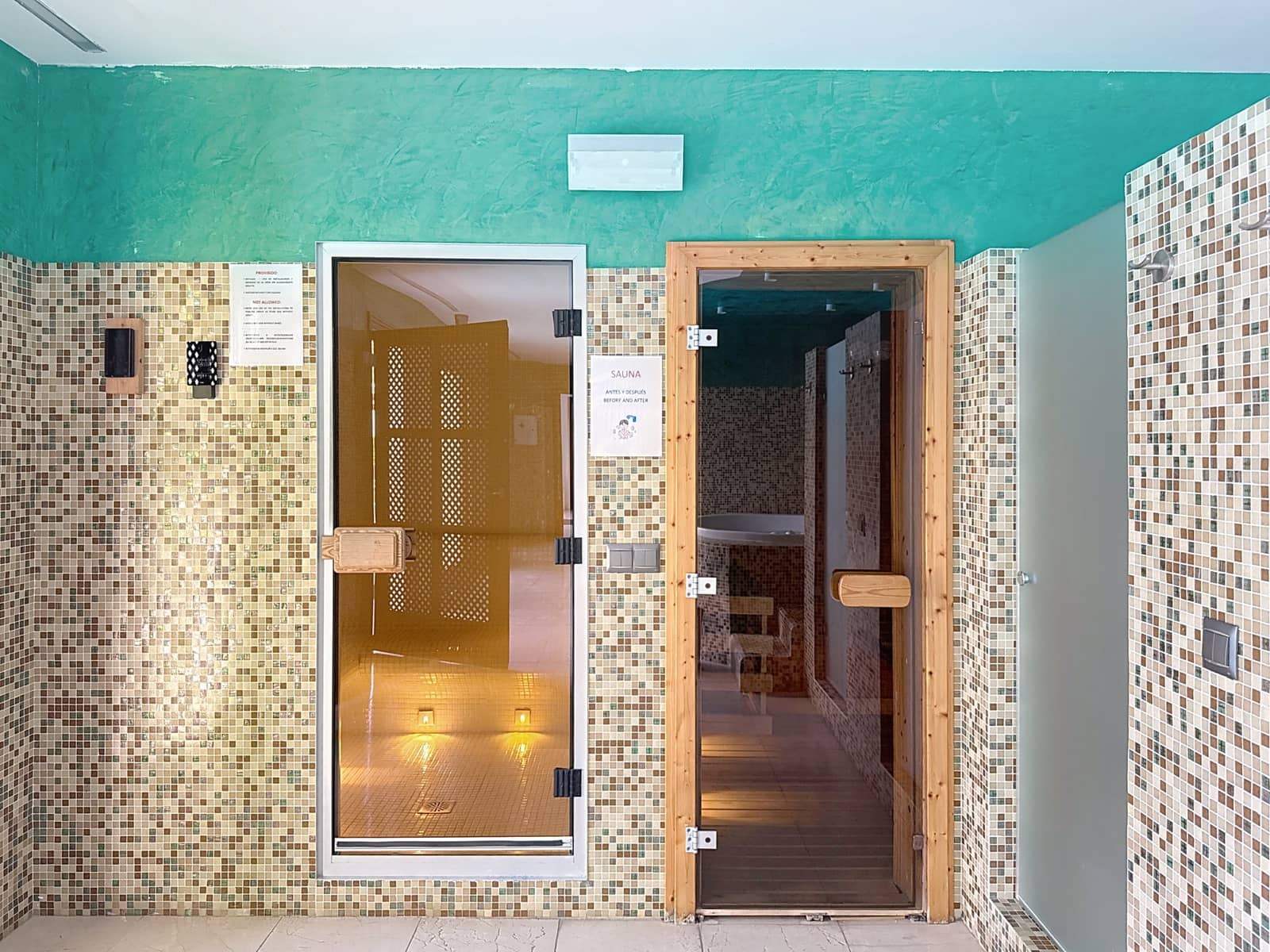 2 sypialnia Apartament na sprzedaż w Estepona z basenem garażem - 1 300 000 € (Ref: 9527421)