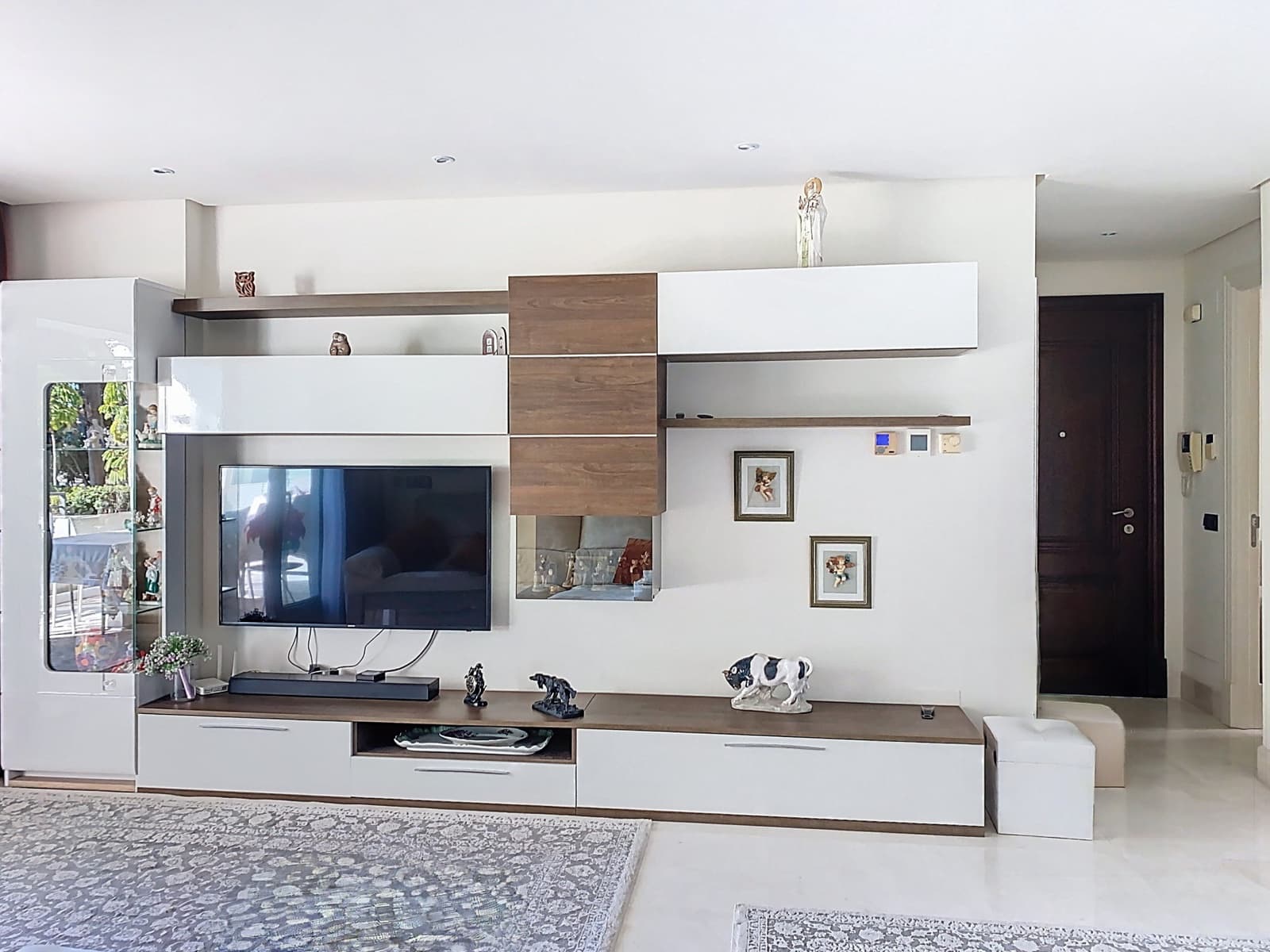 2 soverom Leilighet til salgs i Estepona med svømmebasseng garasje - € 1 150 000 (Ref: 9527421)