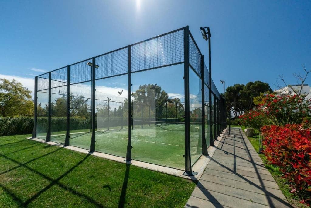 Apartamento de 2 habitaciones en Atalaya-Isdabe en venta con piscina garaje - 585.000 € (Ref: 9530930)