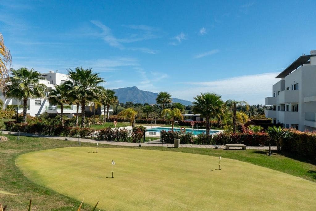 Apartamento de 2 habitaciones en Atalaya-Isdabe en venta con piscina garaje - 585.000 € (Ref: 9530930)