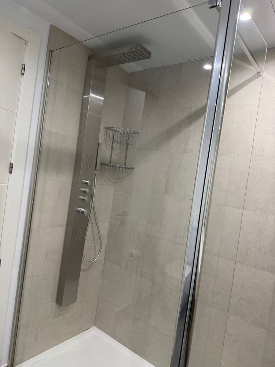 Apartamento de 2 habitaciones en Atalaya-Isdabe en venta con piscina garaje - 585.000 € (Ref: 9530930)