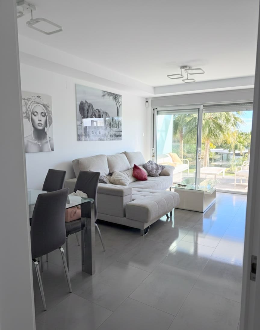Apartamento de 2 habitaciones en Atalaya-Isdabe en venta con piscina garaje - 585.000 € (Ref: 9530930)