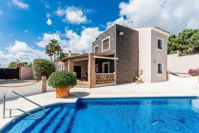 6 camera da letto Finca/Casa di Campagna in vendita in Estepona con piscina garage - 1.095.000 € (Rif: 9547805)