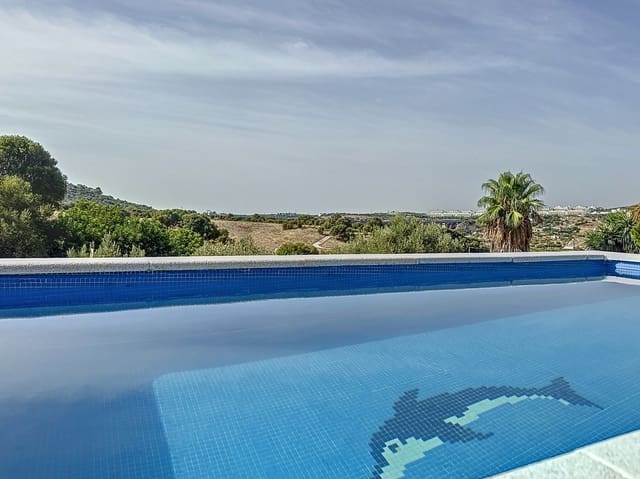 2 quarto Quinta/Casa Rural para venda em Estepona com piscina garagem - 749 000 € (Ref: 9561563)