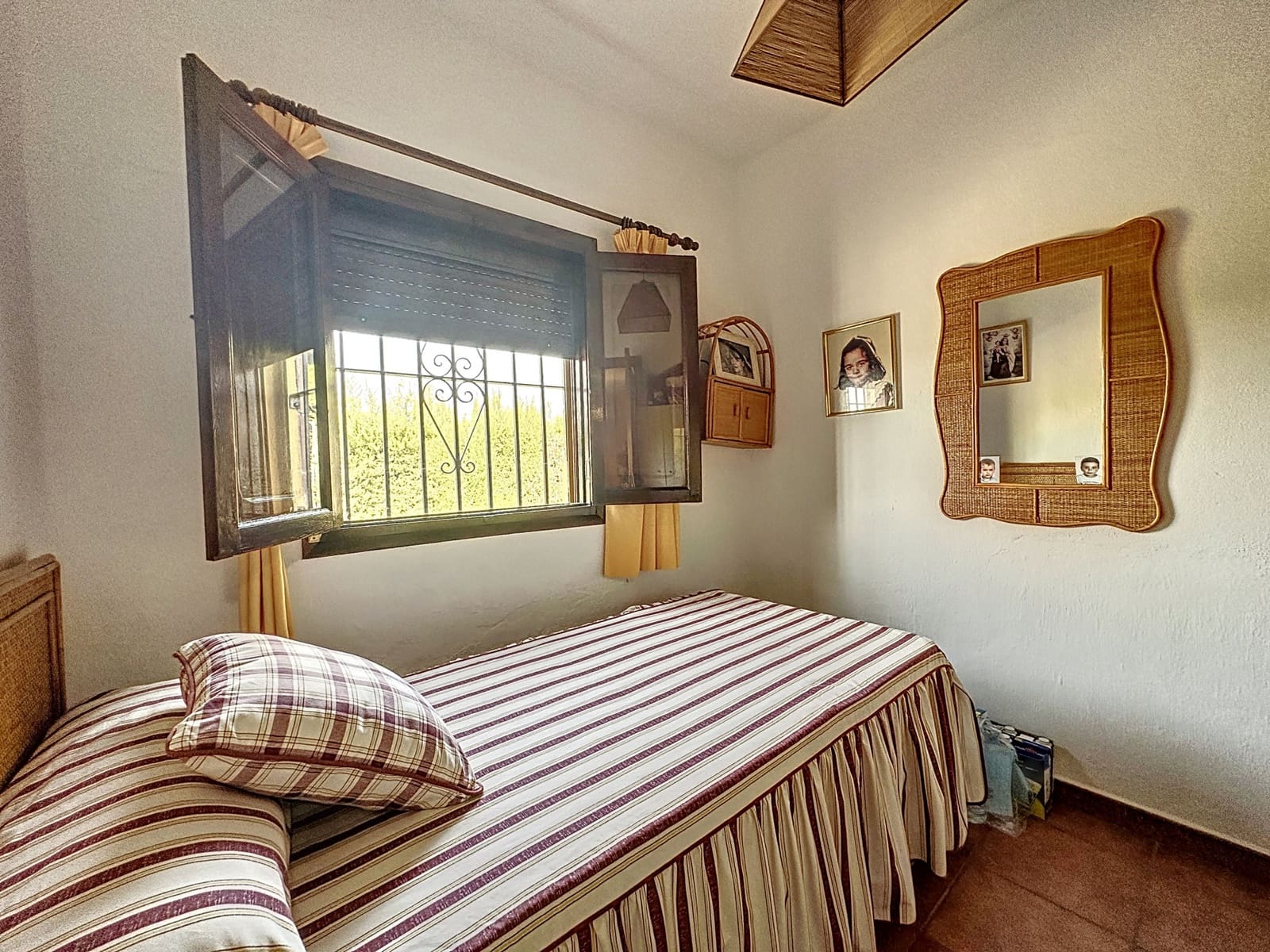 2 quarto Quinta/Casa Rural para venda em Estepona com piscina garagem - 749 000 € (Ref: 9561563)