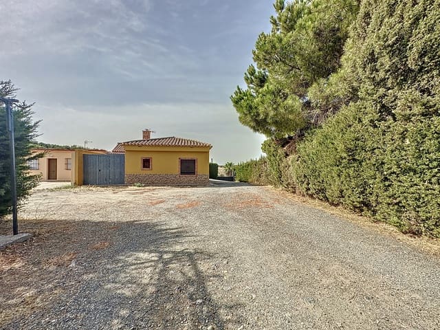 2 quarto Quinta/Casa Rural para venda em Estepona com piscina garagem - 749 000 € (Ref: 9561563)