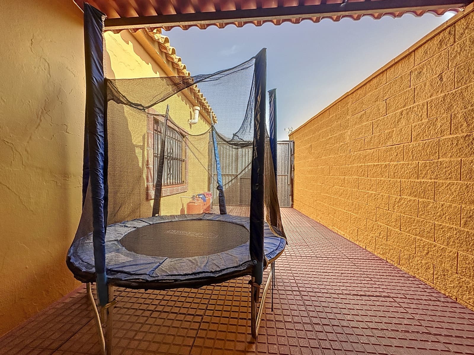 2 quarto Quinta/Casa Rural para venda em Estepona com piscina garagem - 749 000 € (Ref: 9561563)