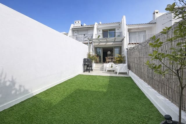3 chambre Maison de Ville à vendre à Seghers, Estepona avec garage - 469 000 € (Ref: 9564936)