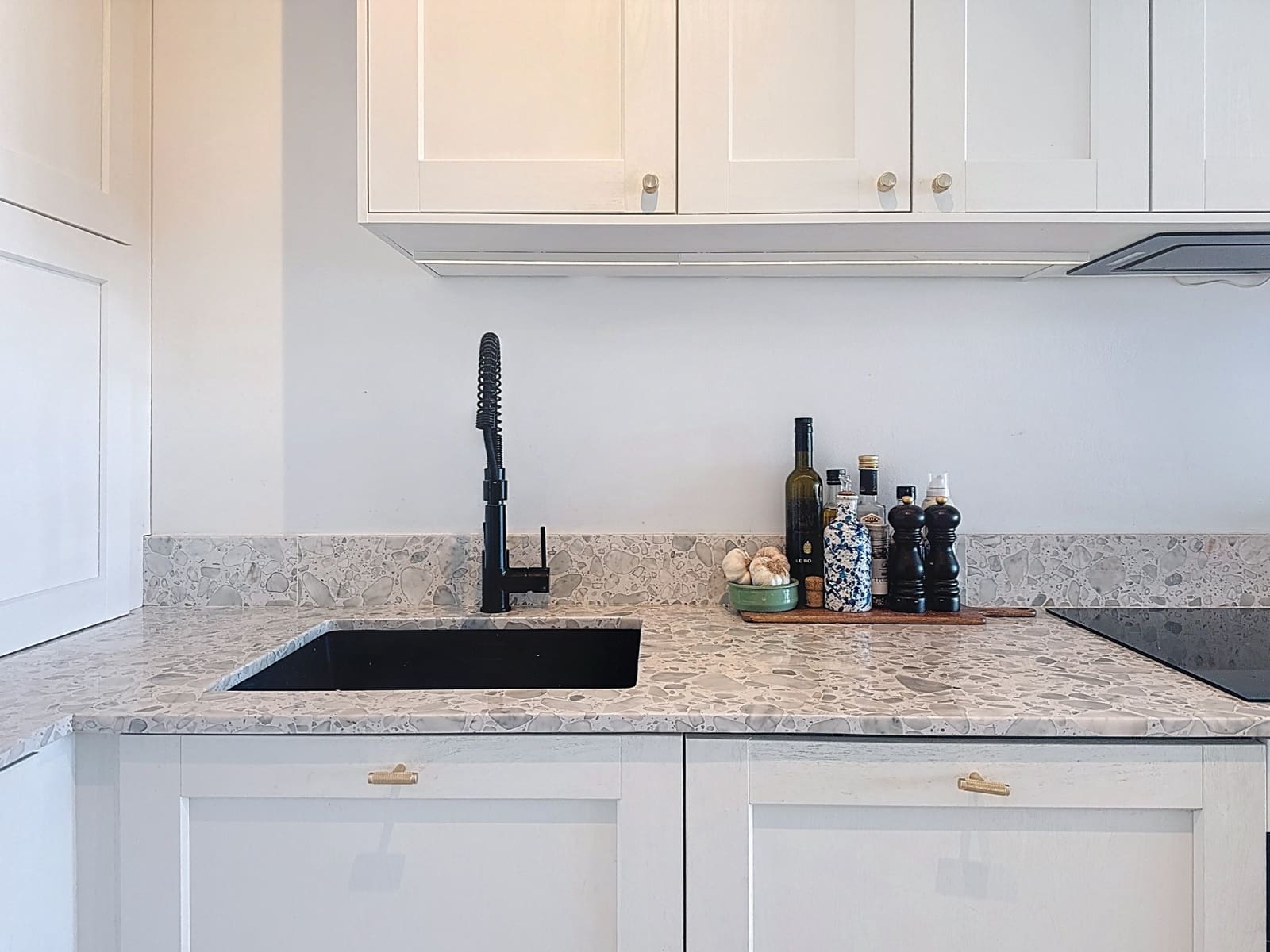 3 makuuhuone Omakotitalo myytävänä paikassa Estepona mukana 
autotalli - 469 000 € (Ref: 9564936)