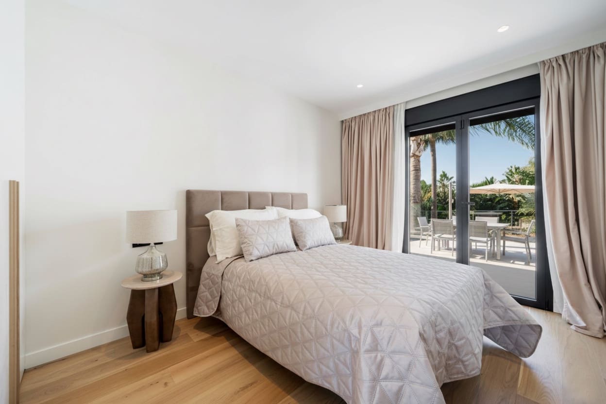 5 Zimmer Villa zu verkaufen in Marbella mit Pool - 4.790.000 € (Ref: 9582509)