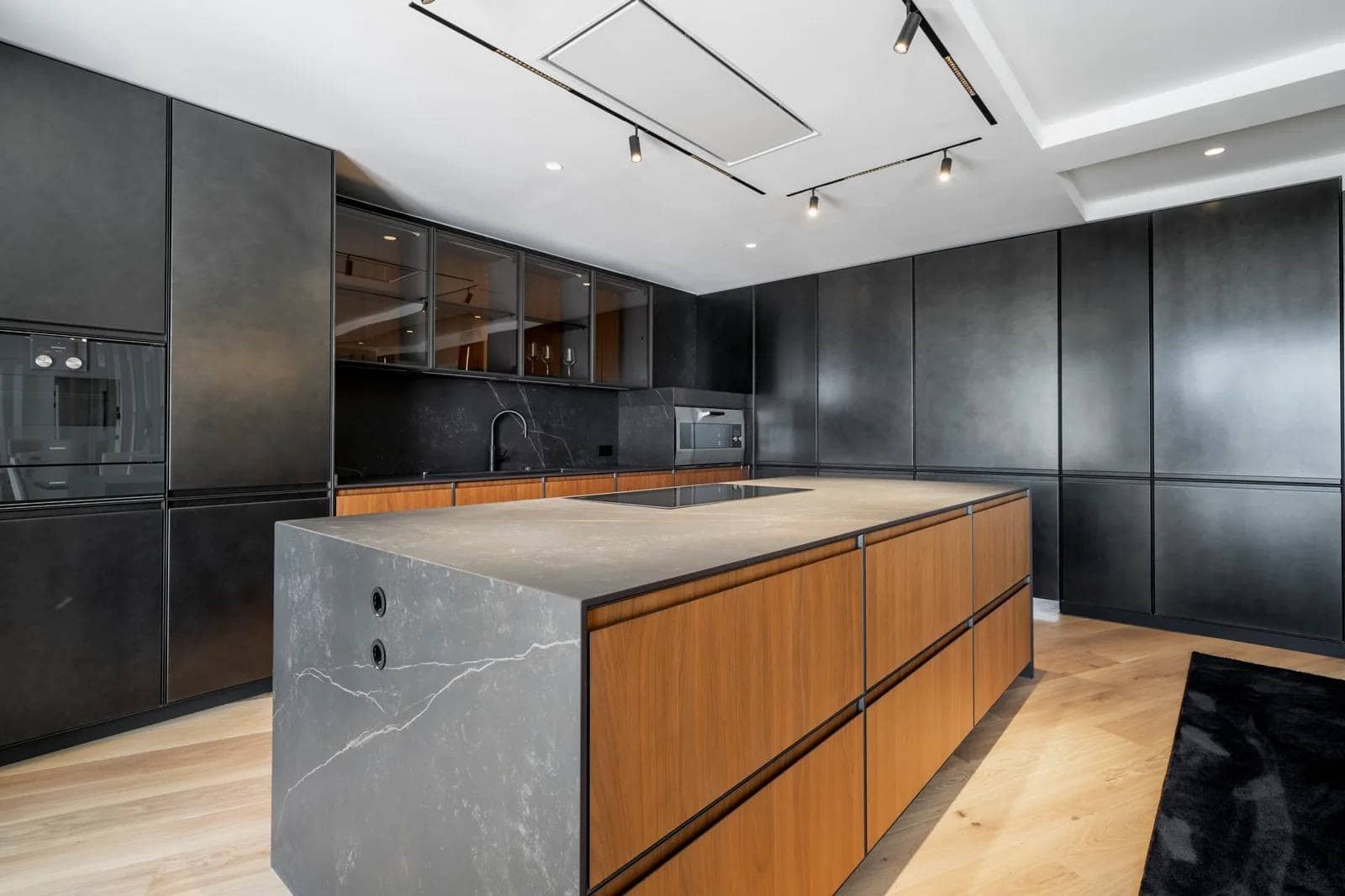 5 Zimmer Villa zu verkaufen in Marbella mit Pool - 4.790.000 € (Ref: 9582509)