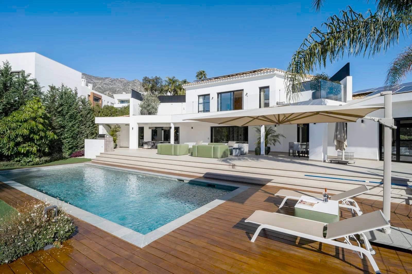 5 Zimmer Villa zu verkaufen in Marbella mit Pool - 4.790.000 € (Ref: 9582509)