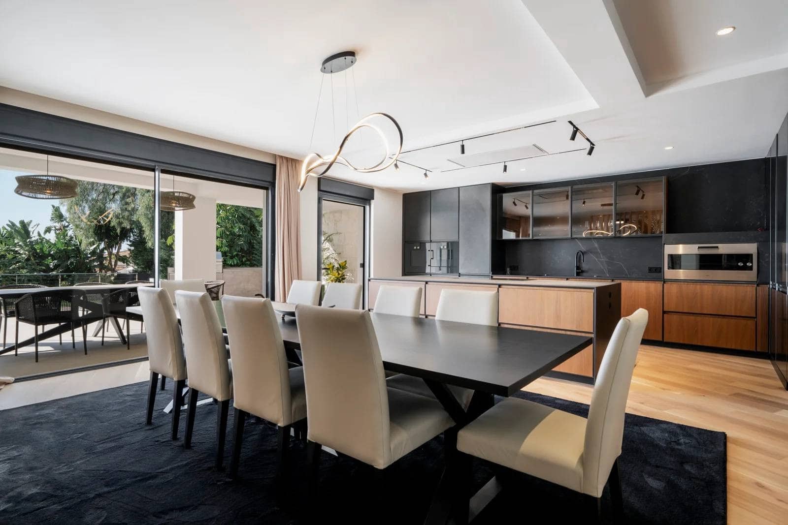 5 Zimmer Villa zu verkaufen in Marbella mit Pool - 4.790.000 € (Ref: 9582509)